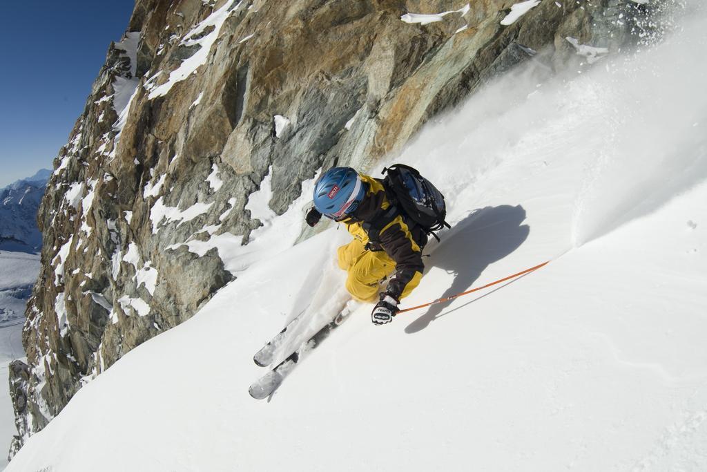 Haus Ares Daire Zermatt Oda fotoğraf